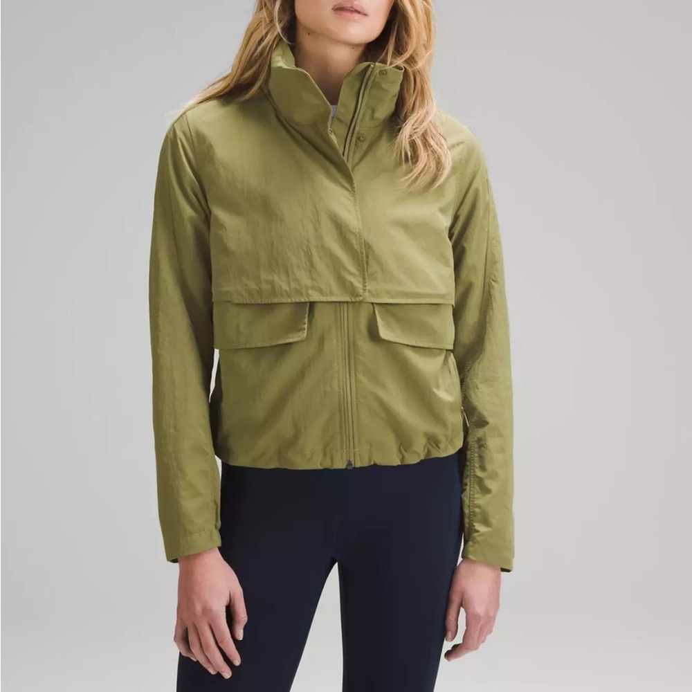 Lululemon Always Effortless Jacket in Bronze Green